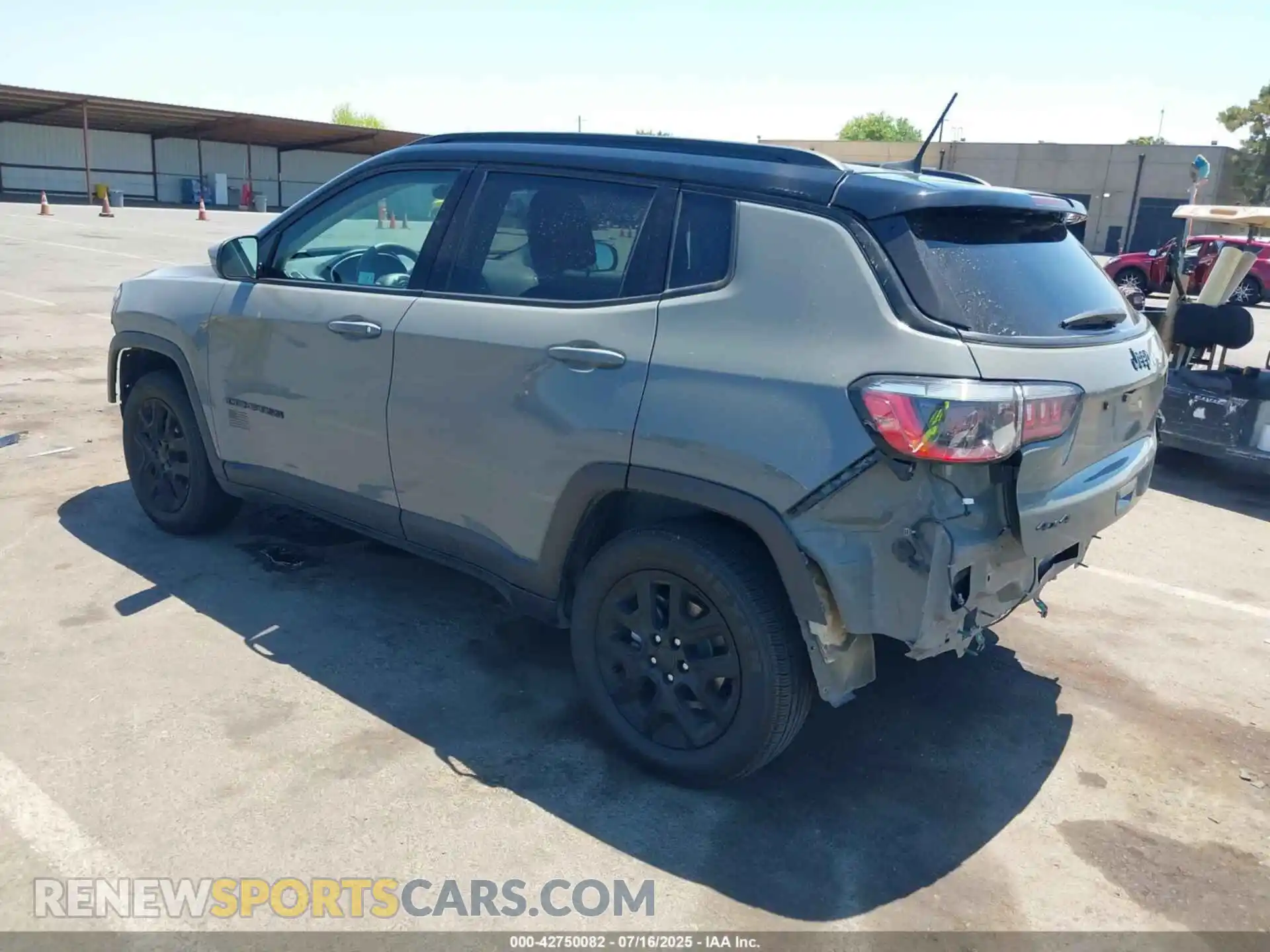 3 Photograph of a damaged car 3C4NJDAB8MT595134 JEEP COMPASS 2021
