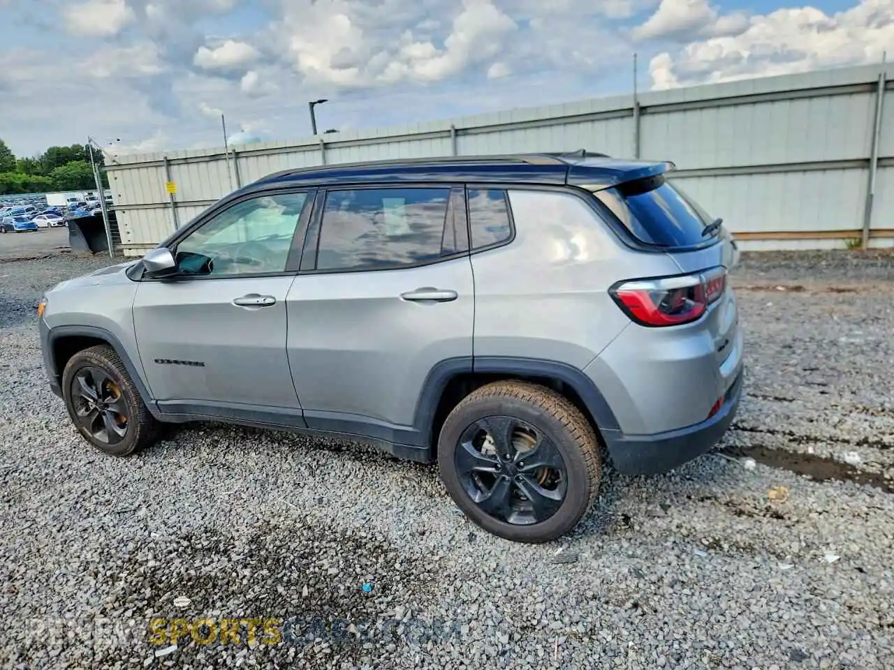 2 fotografías del automóvil dañado 3C4NJDBB0MT592811 JEEP COMPASS 2021