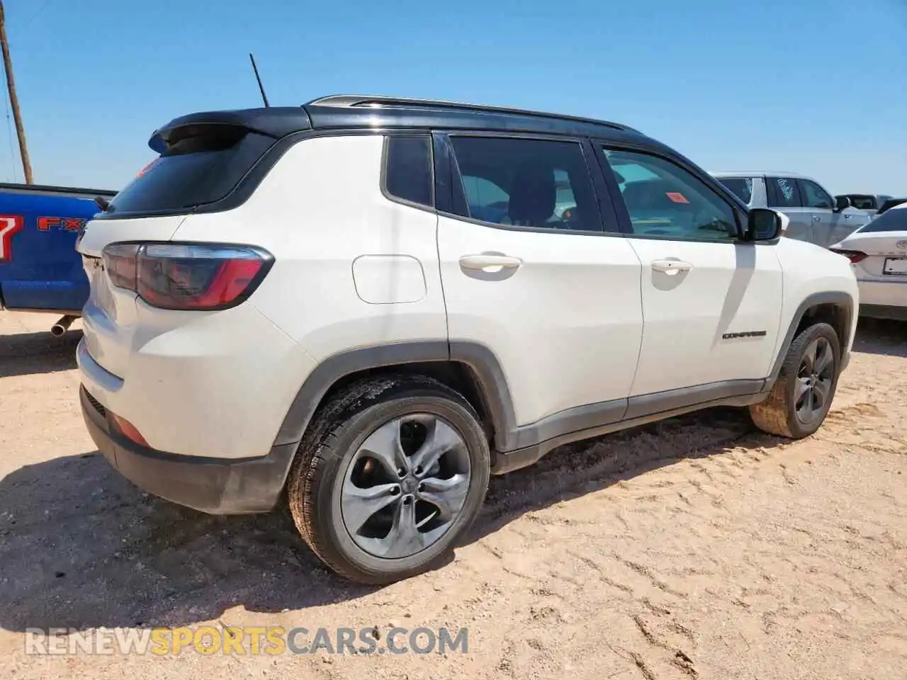 3 Photograph of a damaged car 3C4NJDBB2MT586704 JEEP COMPASS 2021