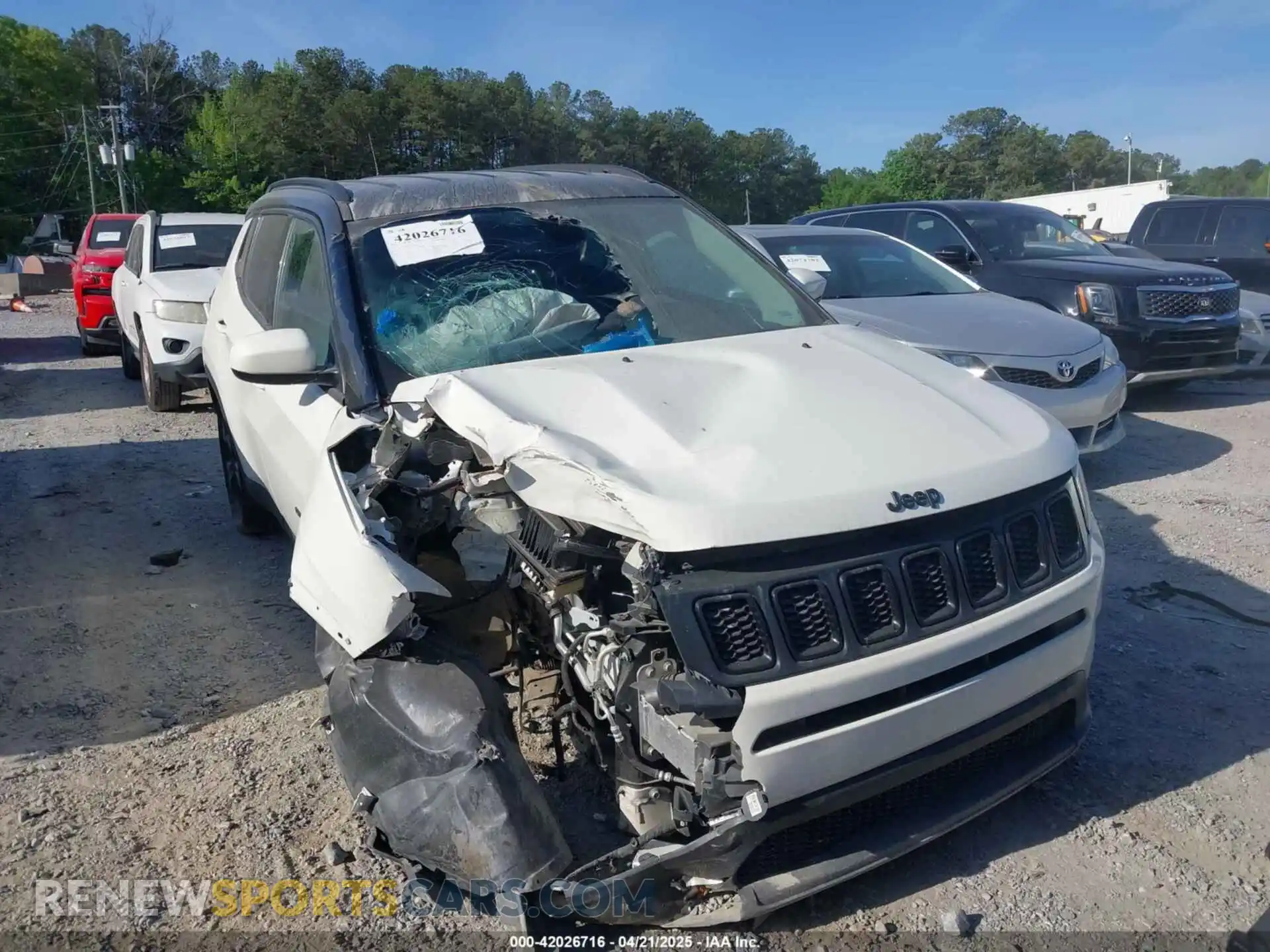 1 Photograph of a damaged car 3C4NJDBB2MT596181 JEEP COMPASS 2021
