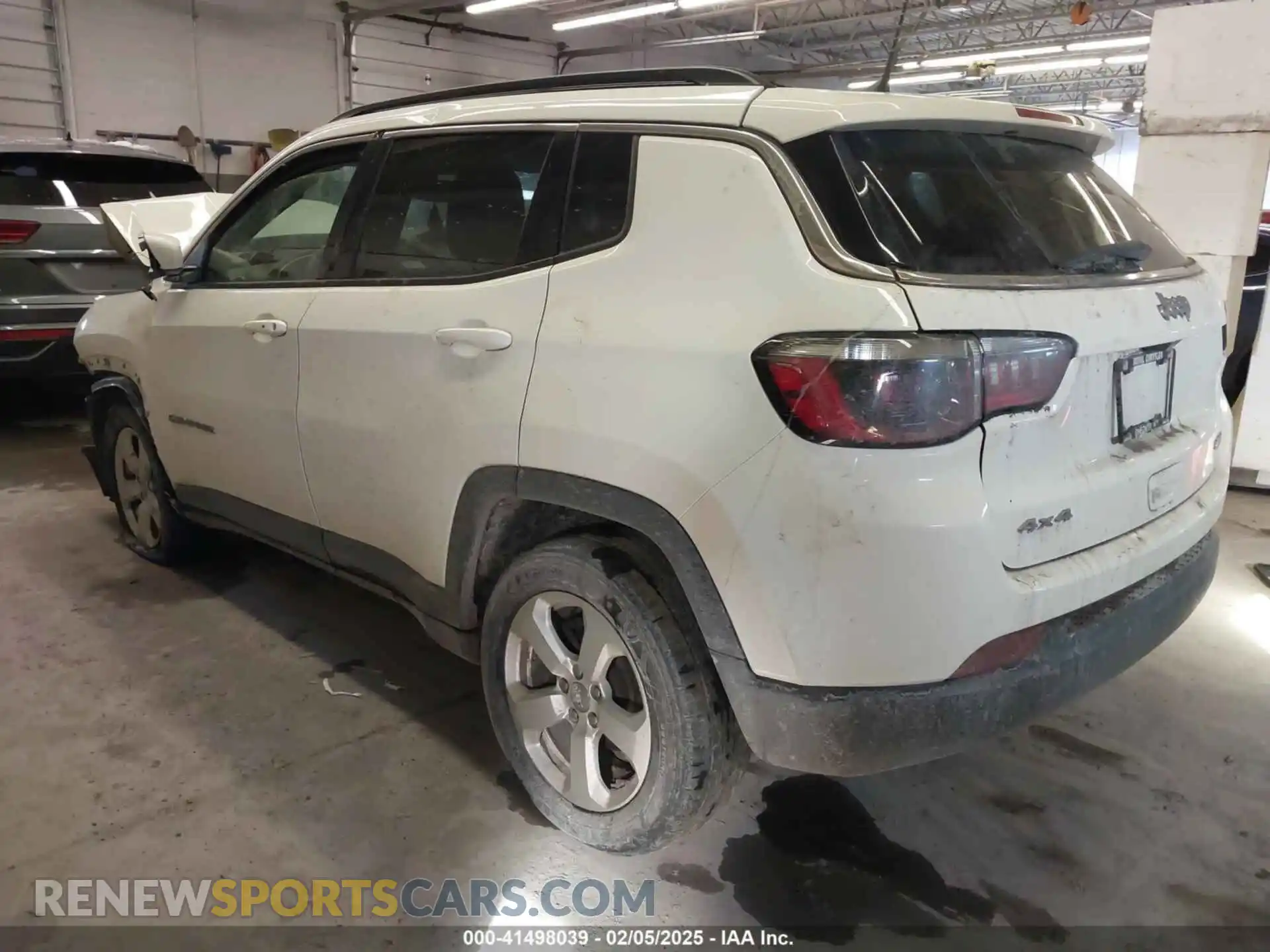 3 Photograph of a damaged car 3C4NJDBB3MT504835 JEEP COMPASS 2021