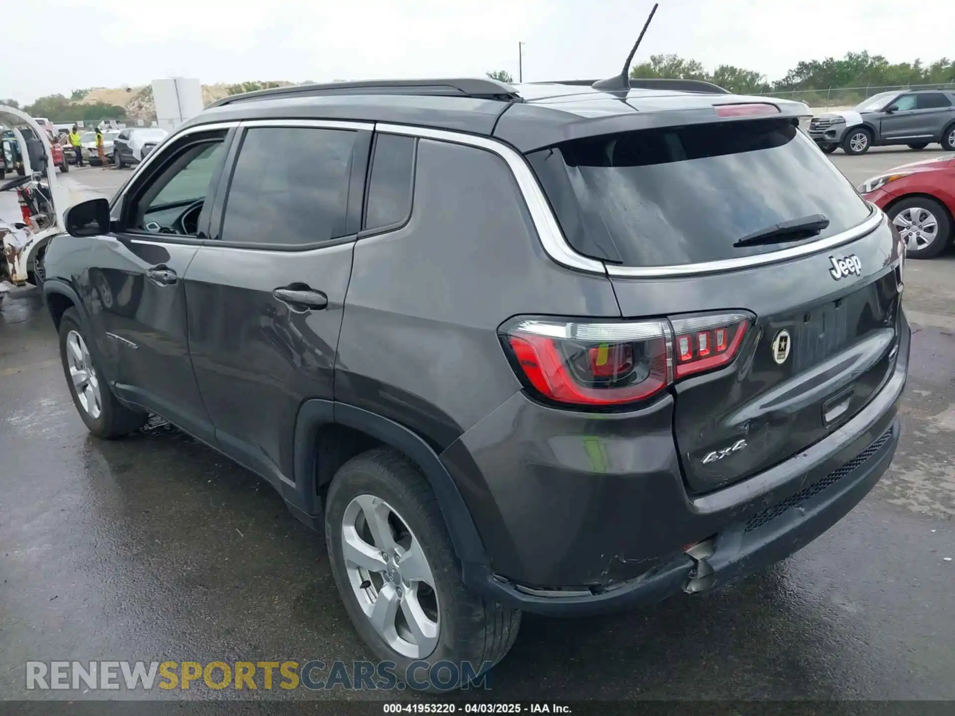 3 Photograph of a damaged car 3C4NJDBB3MT584556 JEEP COMPASS 2021