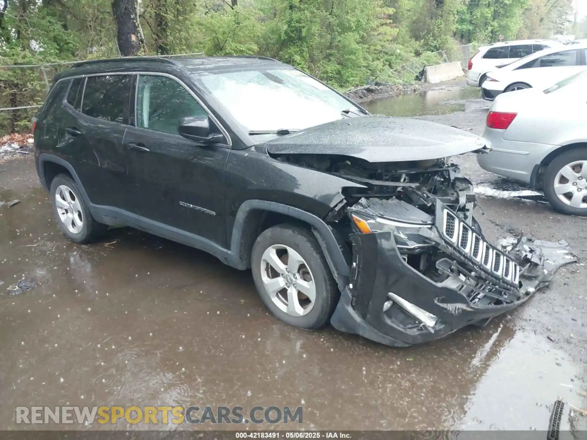 1 Photograph of a damaged car 3C4NJDBB4MT506951 JEEP COMPASS 2021