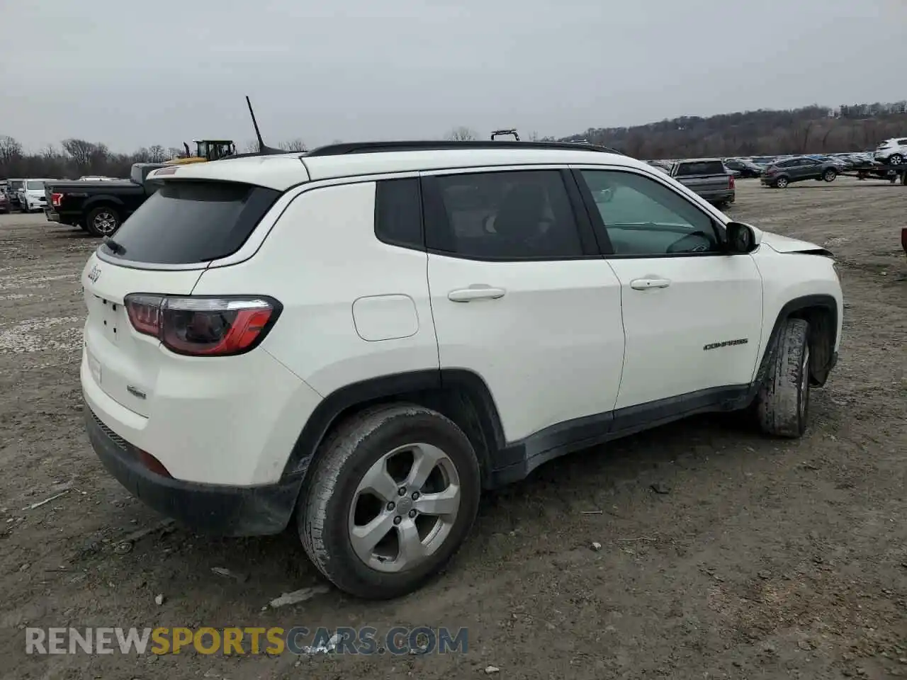 3 Photograph of a damaged car 3C4NJDBB4MT508764 JEEP COMPASS 2021