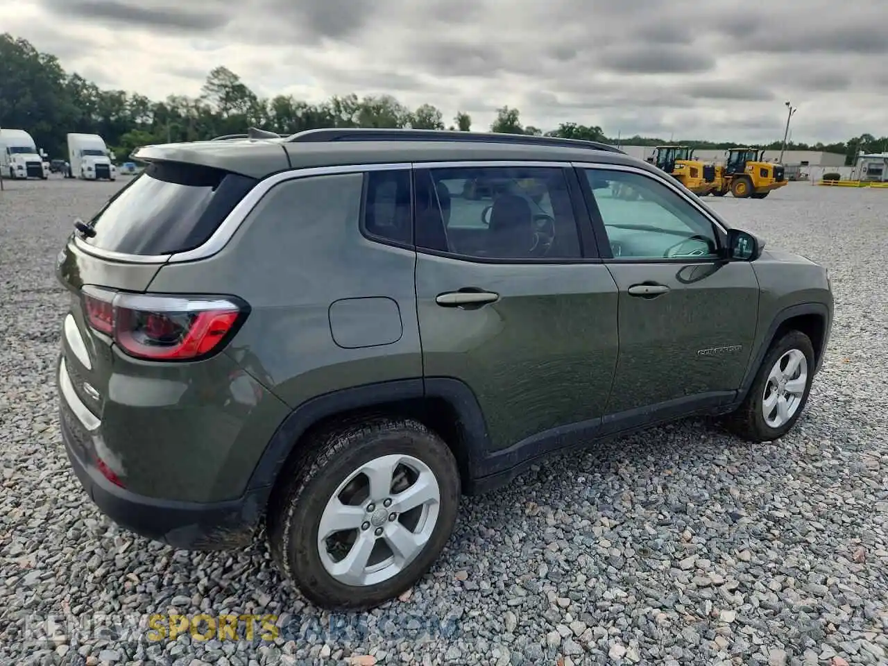 3 Photograph of a damaged car 3C4NJDBB6MT529924 JEEP COMPASS 2021