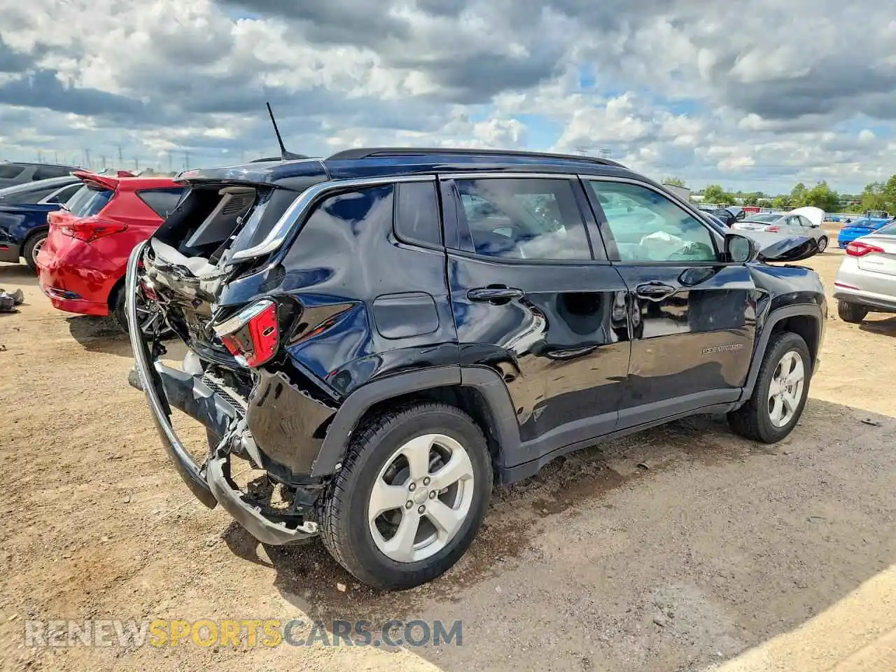 3 Photograph of a damaged car 3C4NJDBB7MT566674 JEEP COMPASS 2021
