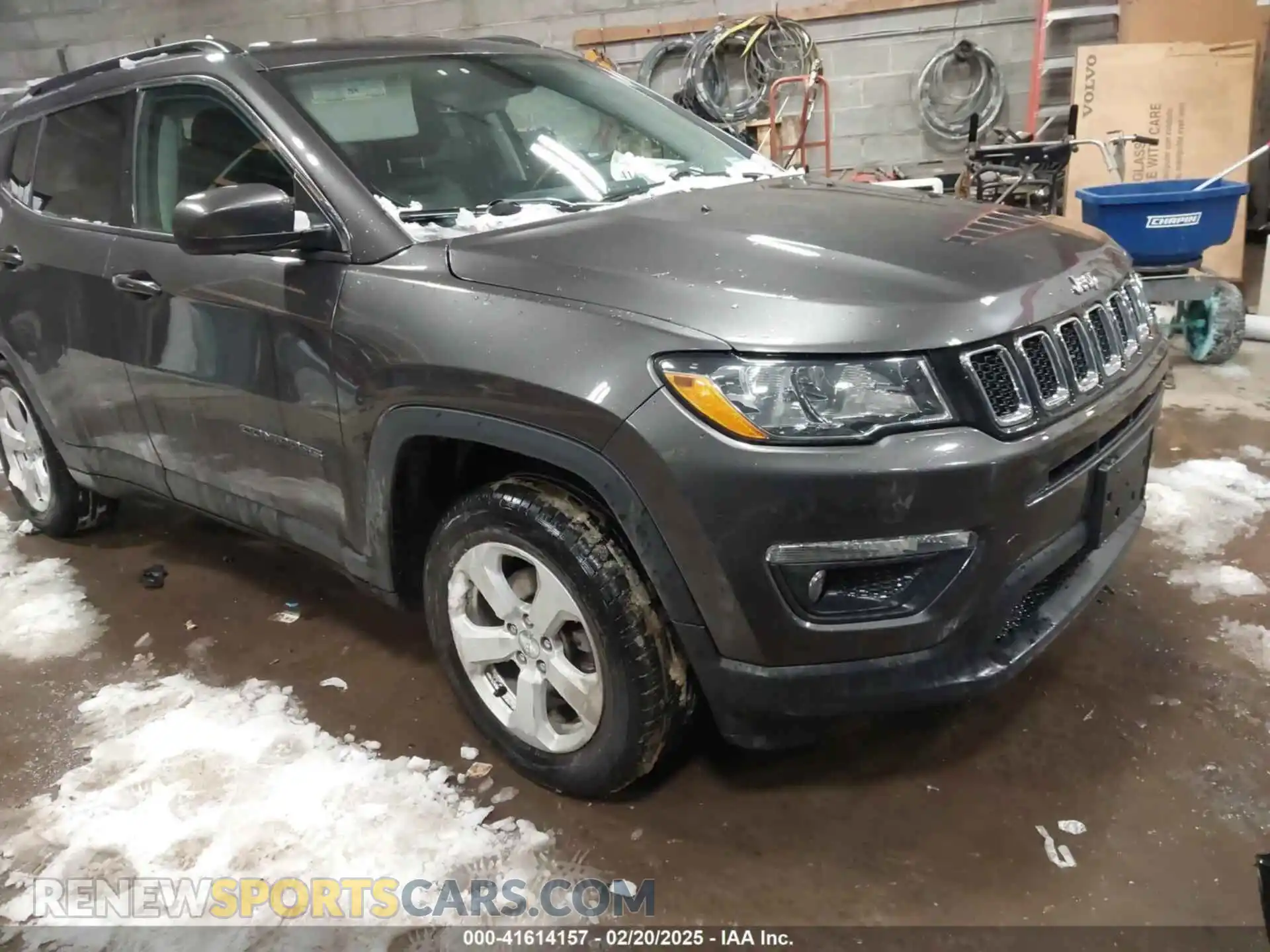 1 Photograph of a damaged car 3C4NJDBB7MT570076 JEEP COMPASS 2021