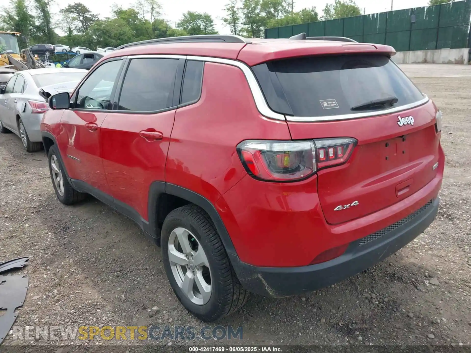 3 Photograph of a damaged car 3C4NJDBB9MT544885 JEEP COMPASS 2021