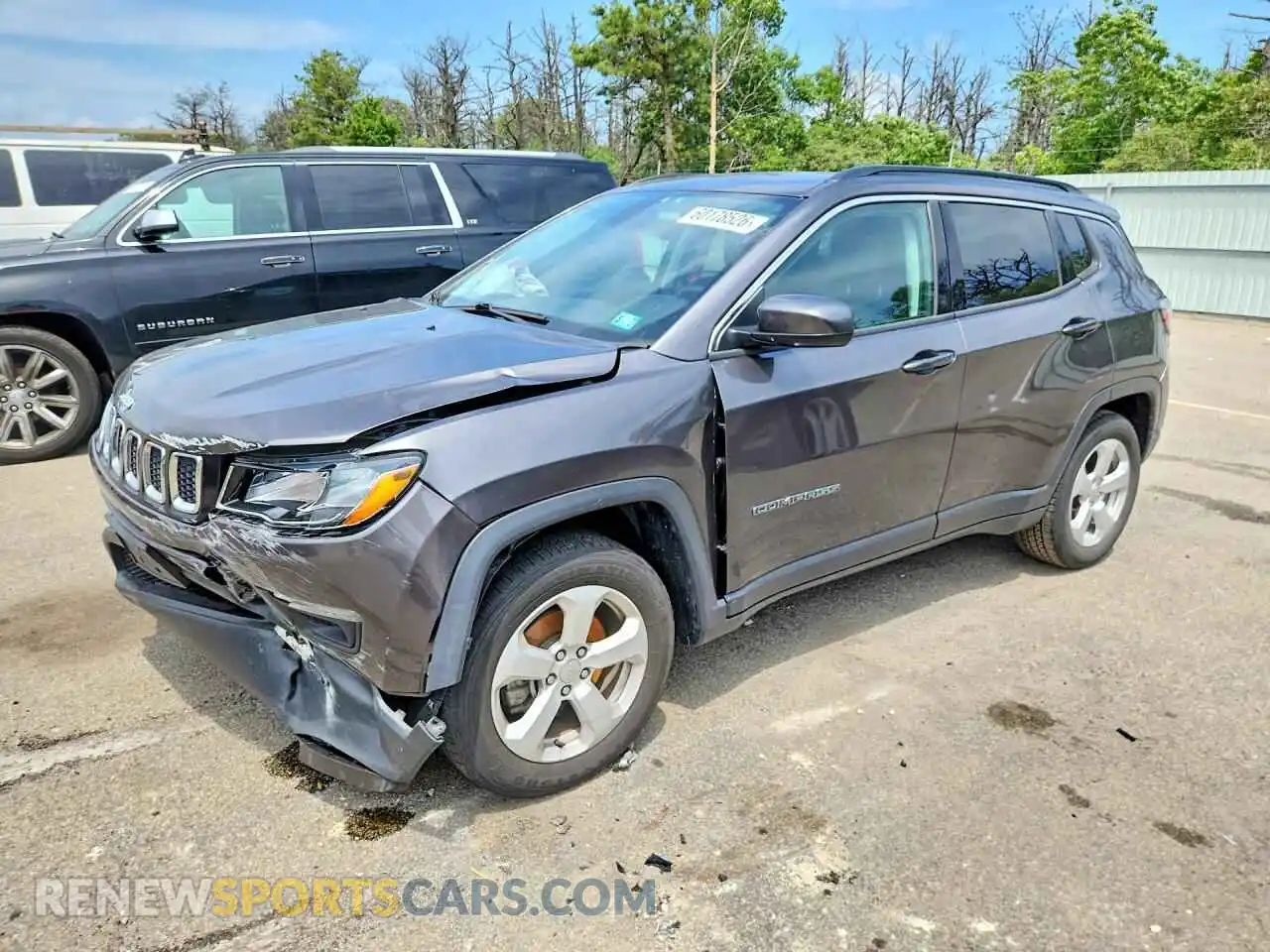 1 Photograph of a damaged car 3C4NJDBB9MT575862 JEEP COMPASS 2021