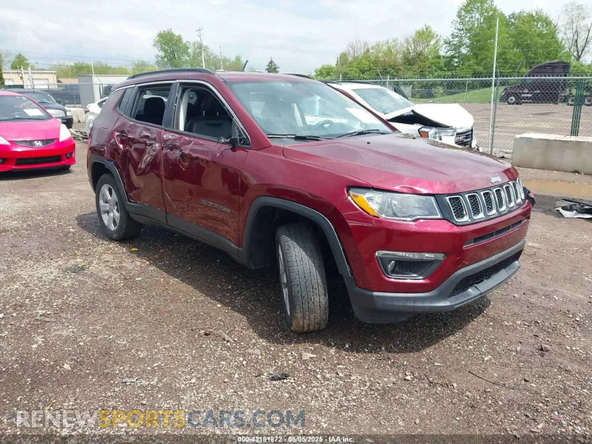 1 Photograph of a damaged car 3C4NJDBBXMT504993 JEEP COMPASS 2021