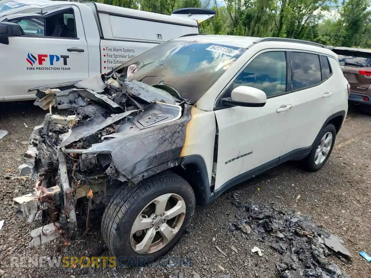 1 Photograph of a damaged car 3C4NJDBBXMT544104 JEEP COMPASS 2021