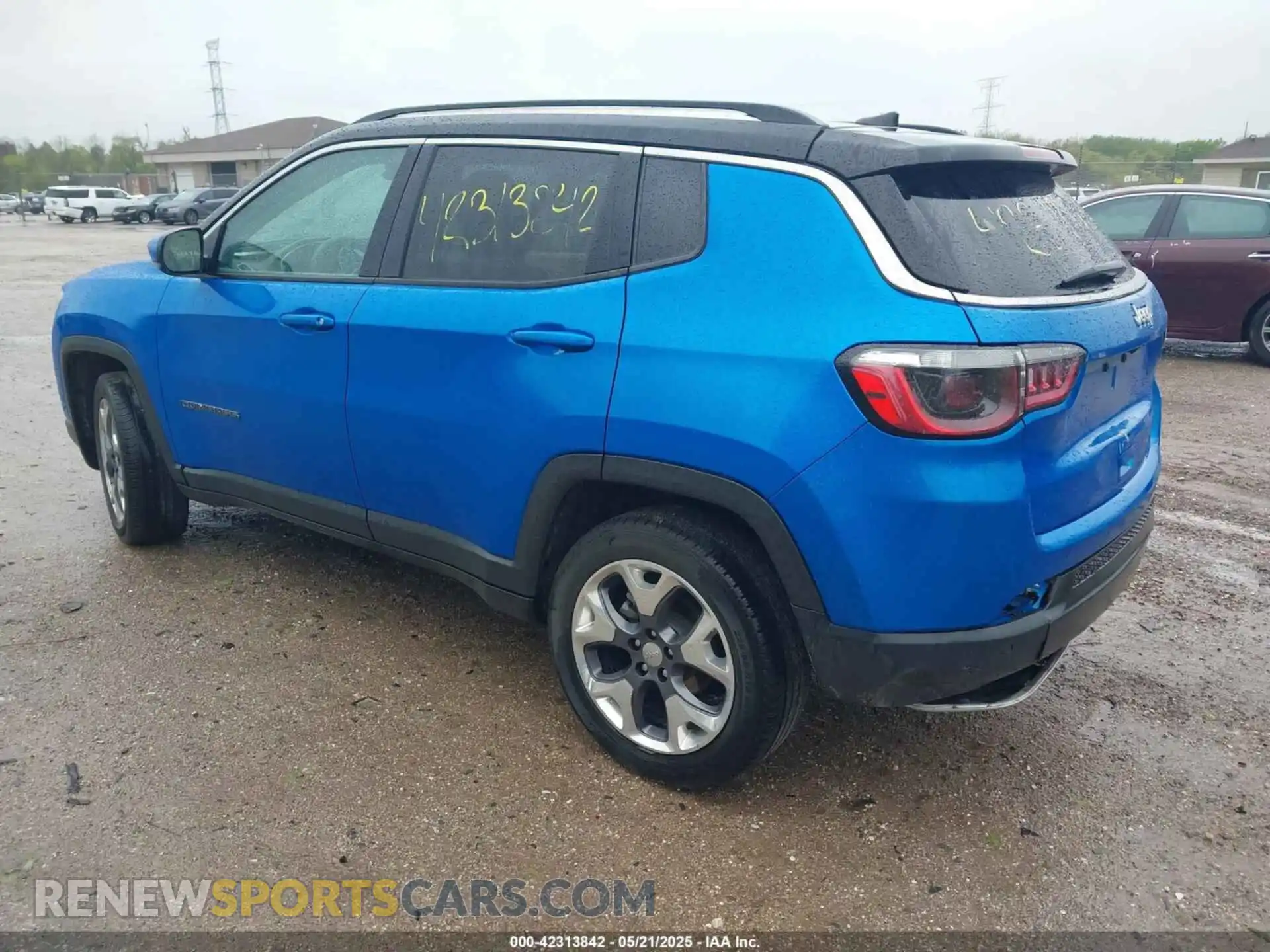 3 Photograph of a damaged car 3C4NJDCB1MT542823 JEEP COMPASS 2021