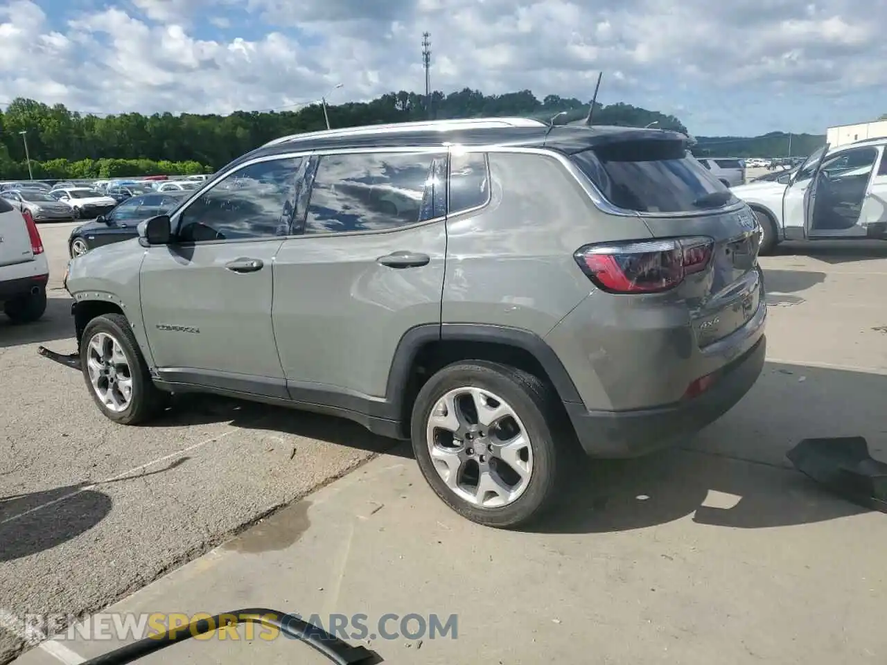 2 fotografías del automóvil dañado 3C4NJDCB1MT579130 JEEP COMPASS 2021