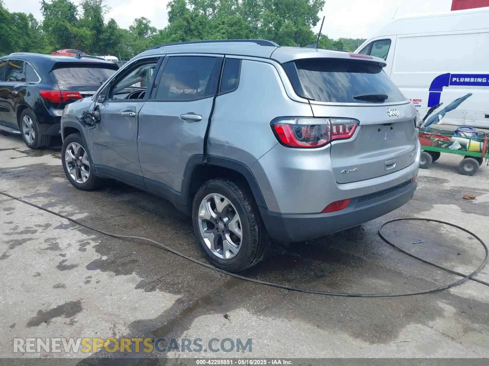 3 Photograph of a damaged car 3C4NJDCB3MT519818 JEEP COMPASS 2021