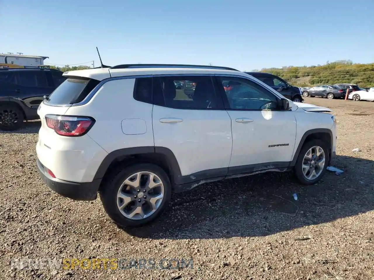 3 Photograph of a damaged car 3C4NJDCB5MT561410 JEEP COMPASS 2021