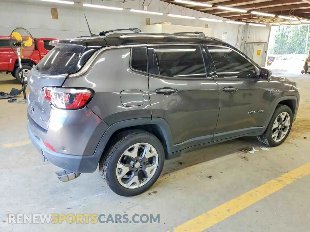 3 Photograph of a damaged car 3C4NJDCB5MT561701 JEEP COMPASS 2021