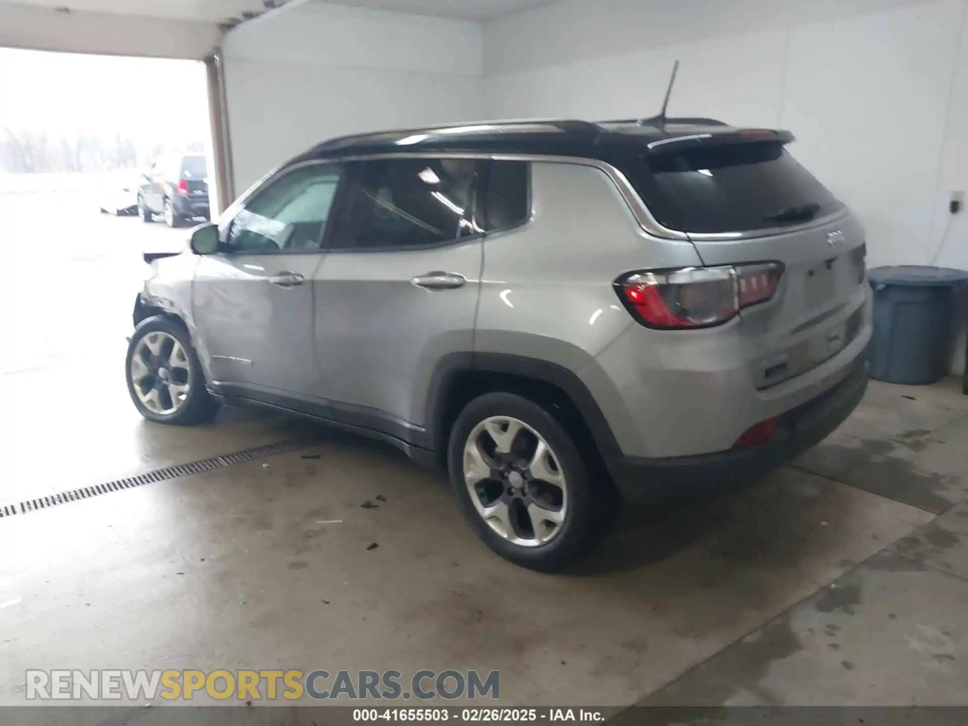 3 Photograph of a damaged car 3C4NJDCBXMT539614 JEEP COMPASS 2021