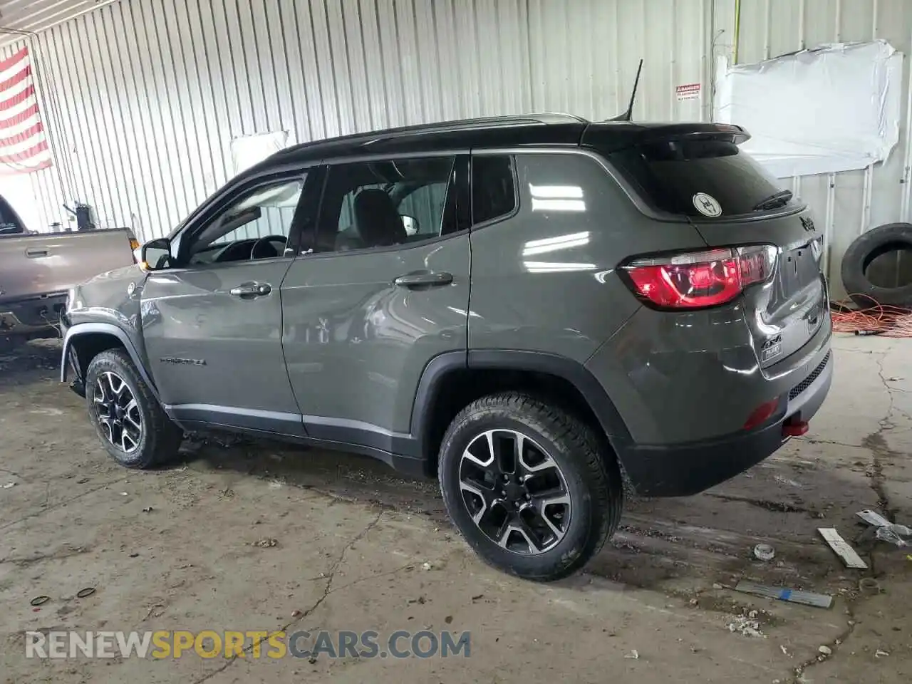 2 Photograph of a damaged car 3C4NJDDB0MT519273 JEEP COMPASS 2021