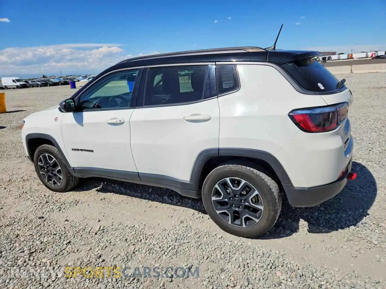 2 Photograph of a damaged car 3C4NJDDB1MT589008 JEEP COMPASS 2021