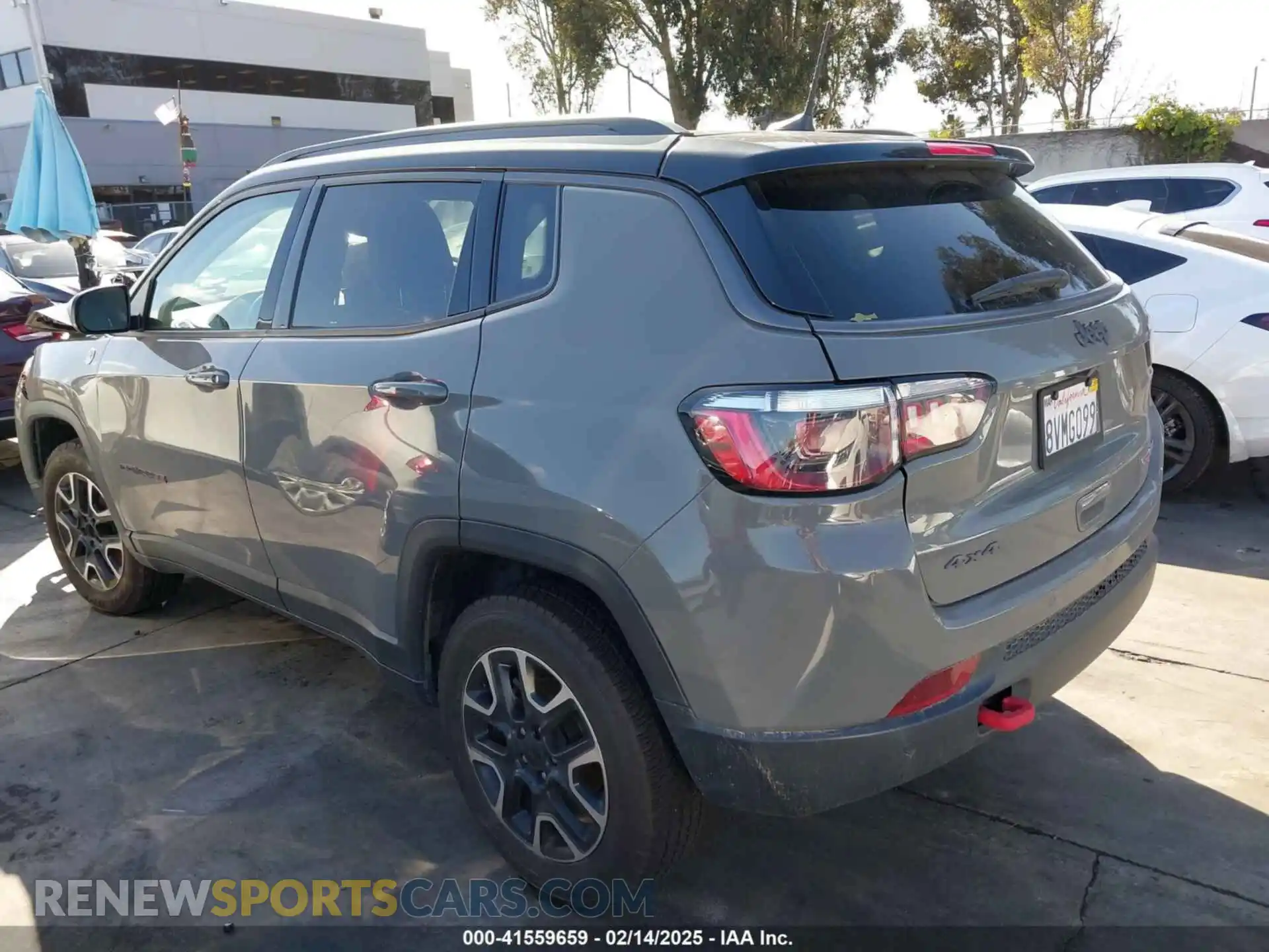 3 Photograph of a damaged car 3C4NJDDB2MT569544 JEEP COMPASS 2021