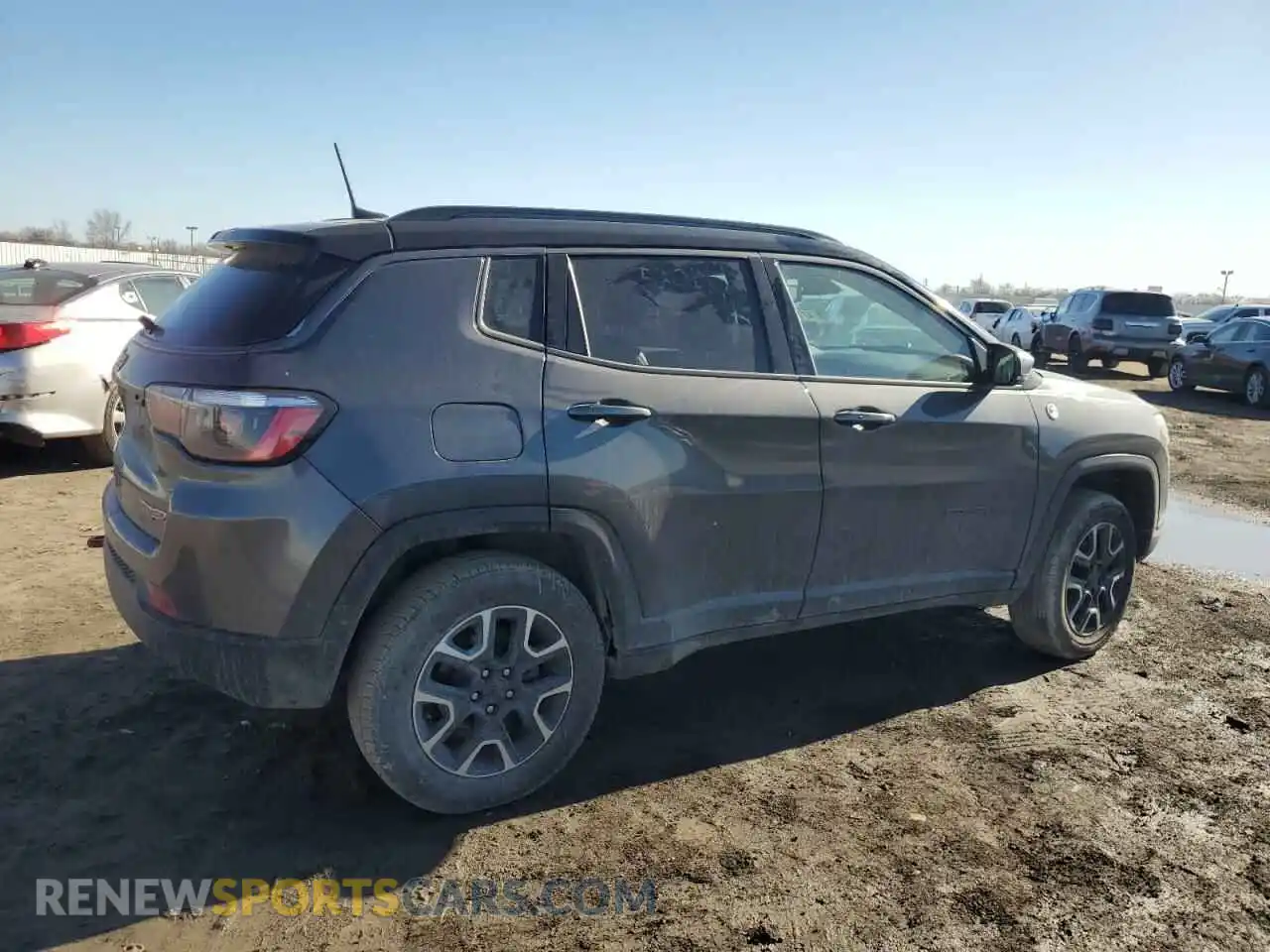 3 Photograph of a damaged car 3C4NJDDB5MT520144 JEEP COMPASS 2021