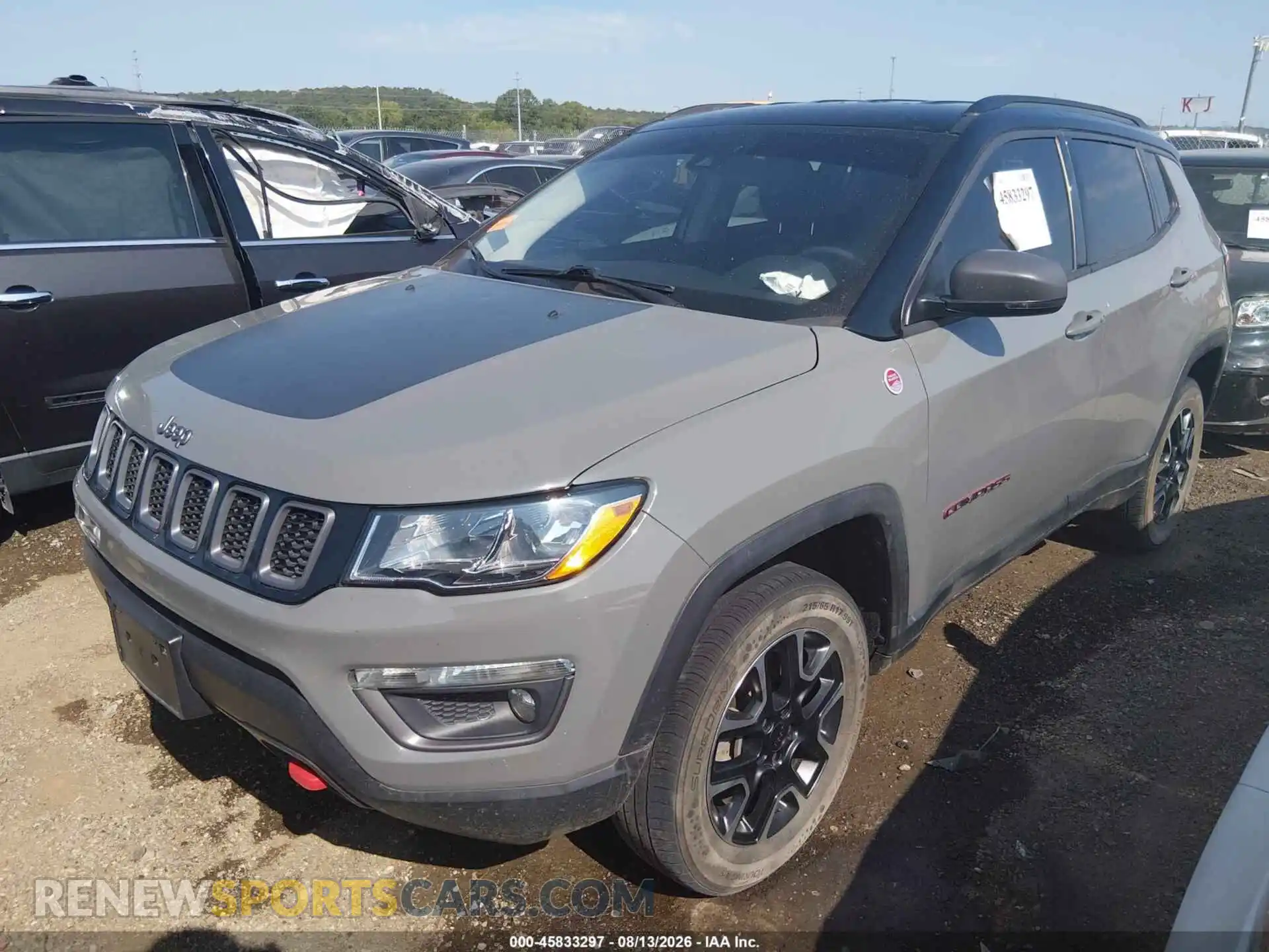 2 Photograph of a damaged car 3C4NJDDB5MT591134 JEEP COMPASS 2021
