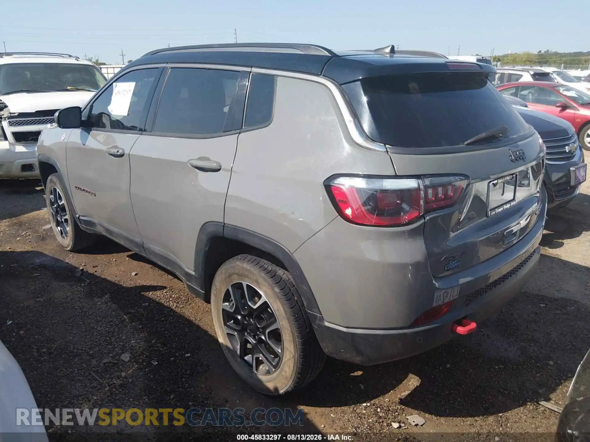 3 Photograph of a damaged car 3C4NJDDB5MT591134 JEEP COMPASS 2021