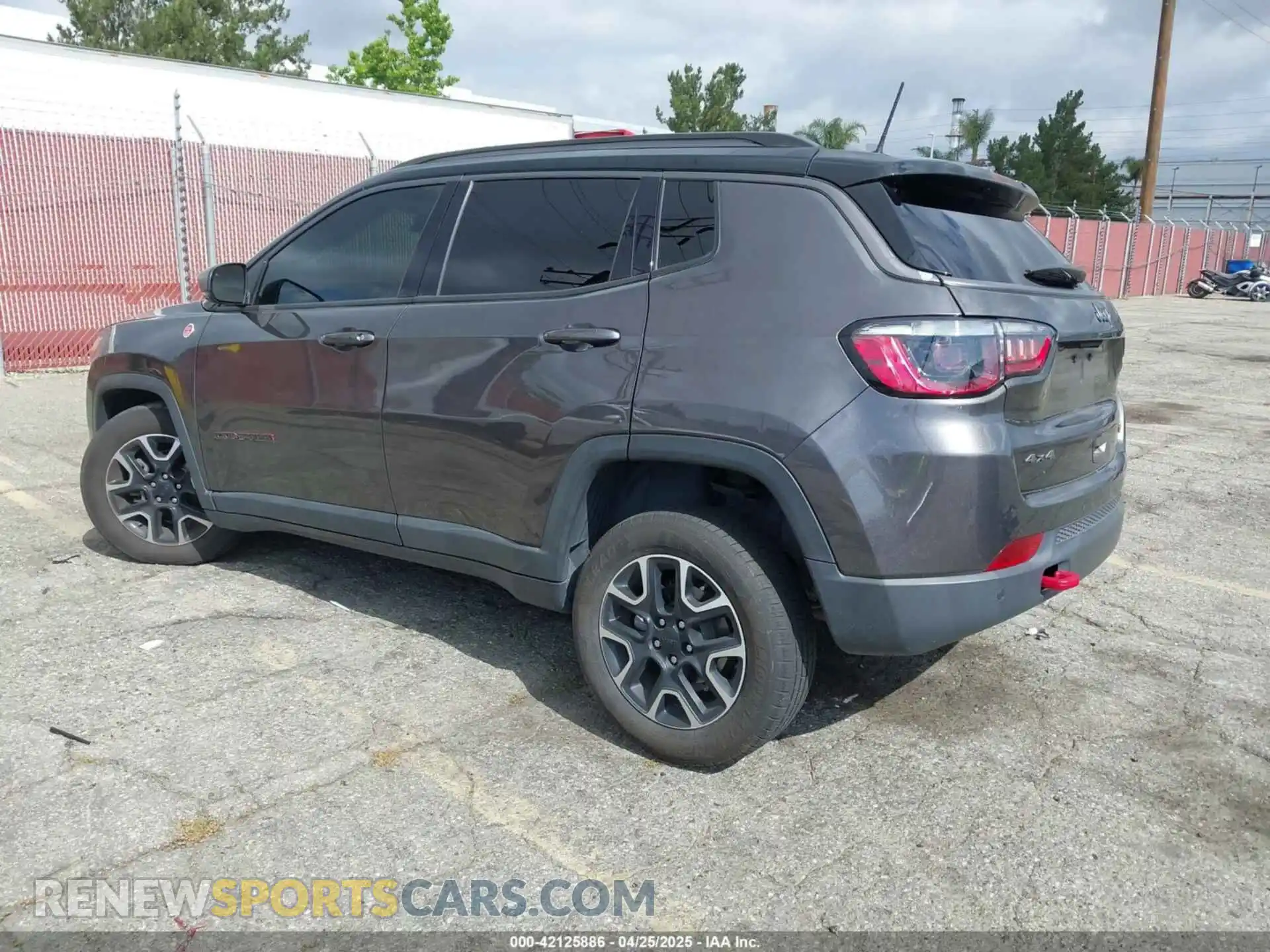 3 Photograph of a damaged car 3C4NJDDB6MT561074 JEEP COMPASS 2021