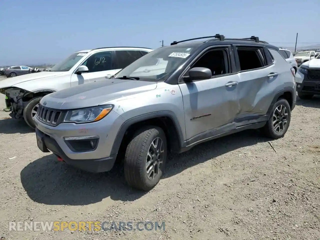 1 Photograph of a damaged car 3C4NJDDB6MT564816 JEEP COMPASS 2021