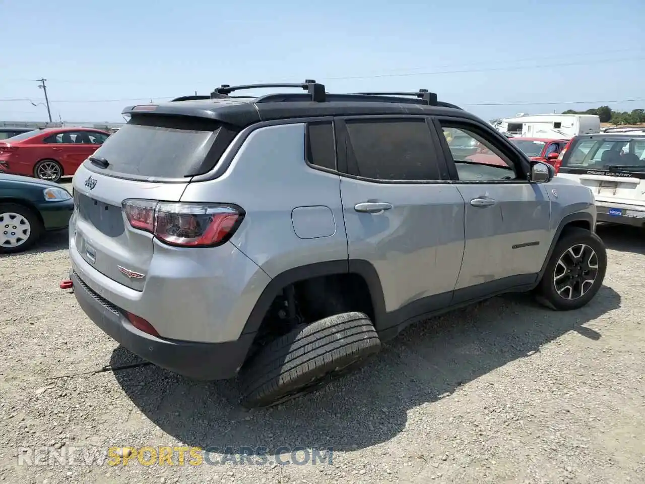 3 Photograph of a damaged car 3C4NJDDB6MT564816 JEEP COMPASS 2021