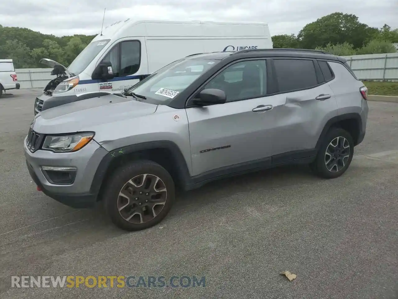 1 Photograph of a damaged car 3C4NJDDBXMT565063 JEEP COMPASS 2021