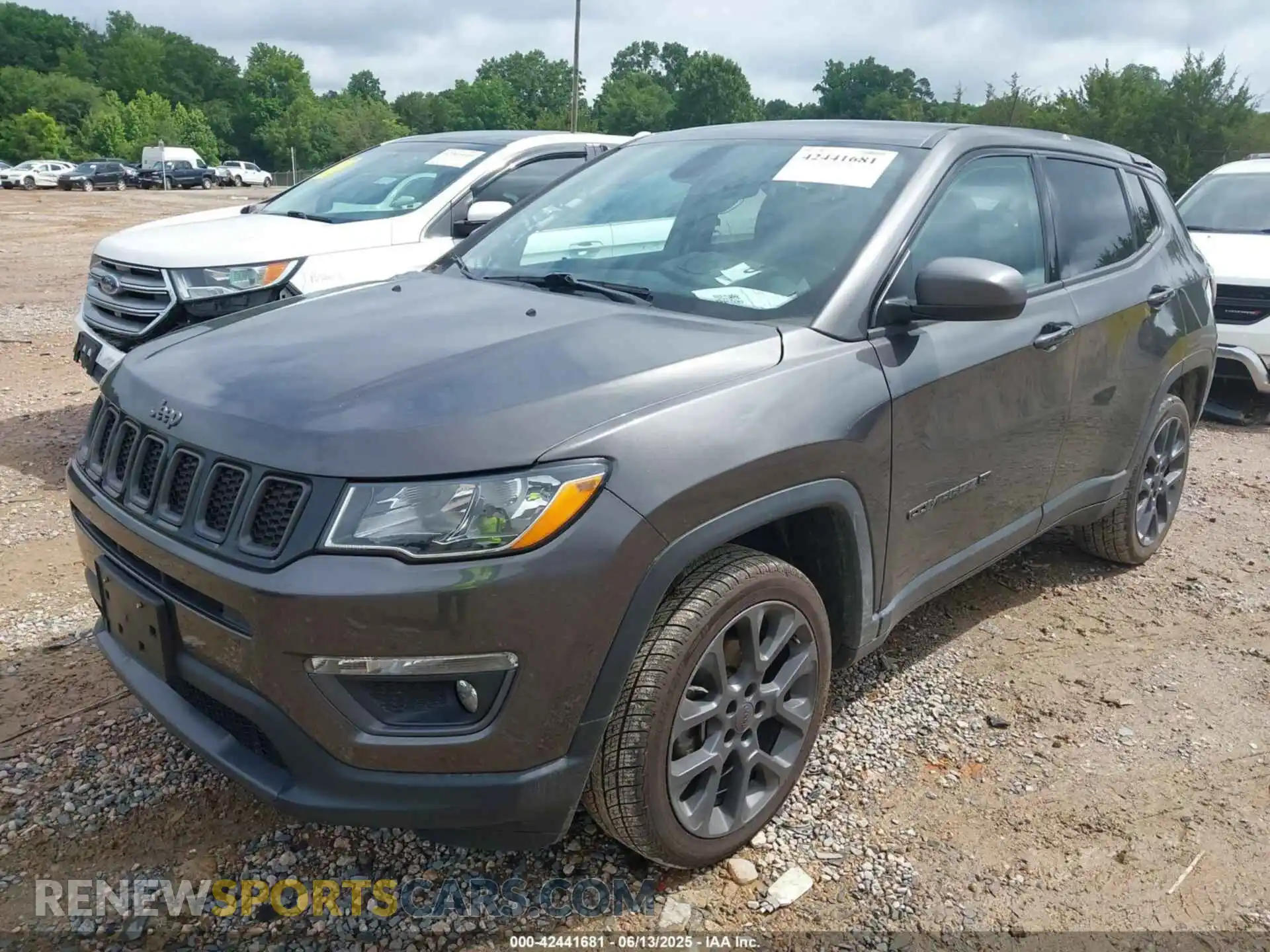 2 Photograph of a damaged car 3C4NJDEB5MT516982 JEEP COMPASS 2021