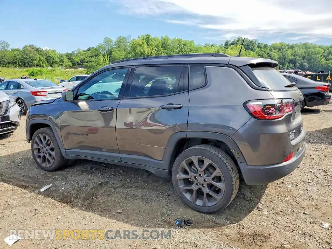 2 Photograph of a damaged car 3C4NJDEB9MT568938 JEEP COMPASS 2021