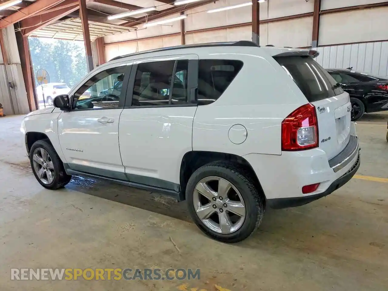 2 Photograph of a damaged car 1J4NF5FB3BD277869 JEEP COMPASS 2022