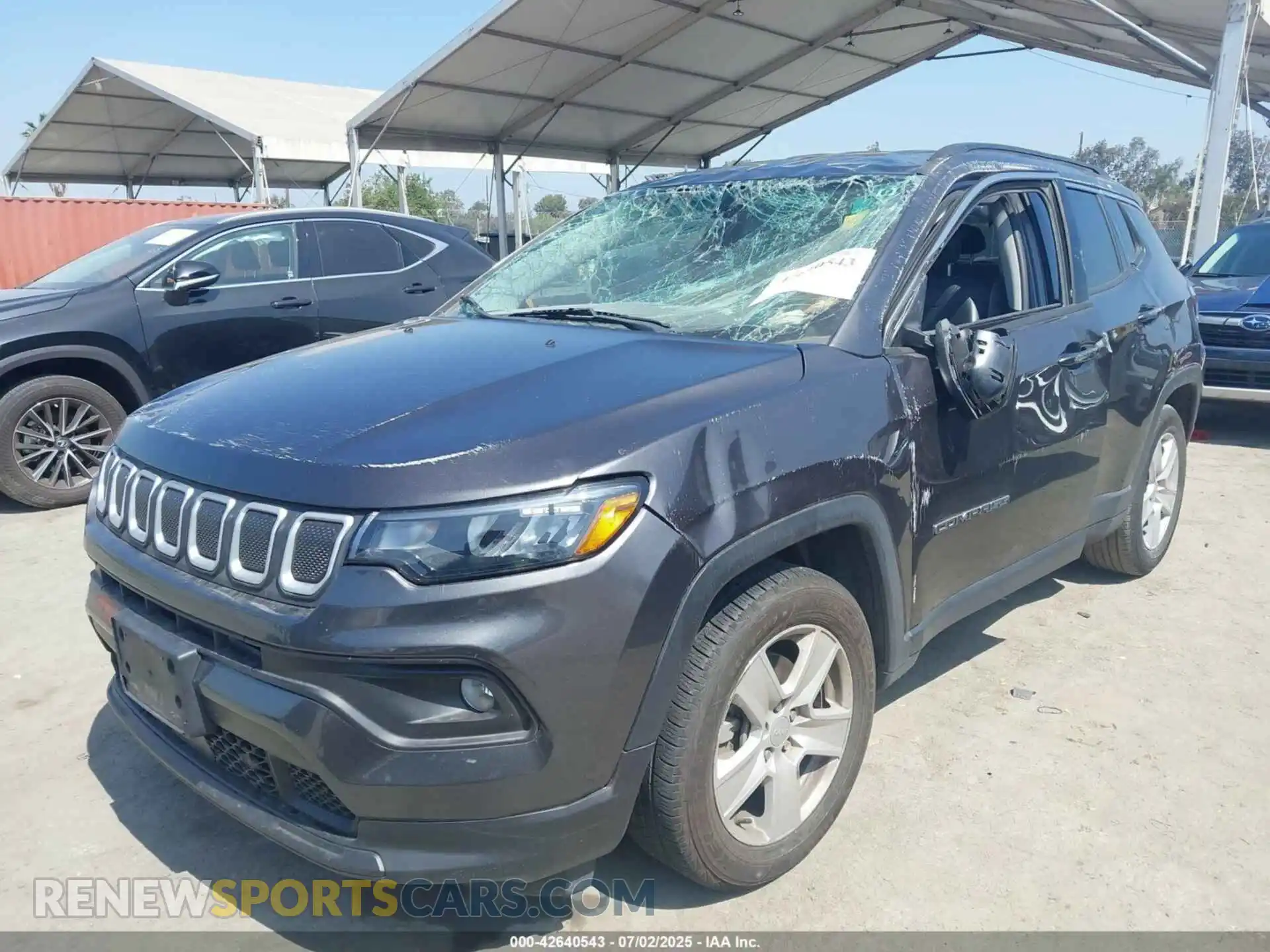 2 Photograph of a damaged car 3C4NJCBB0NT139820 JEEP COMPASS 2022