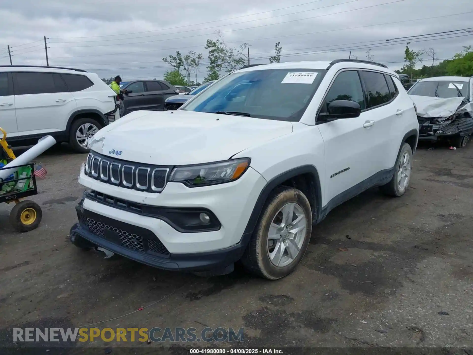 2 Photograph of a damaged car 3C4NJCBB0NT140031 JEEP COMPASS 2022