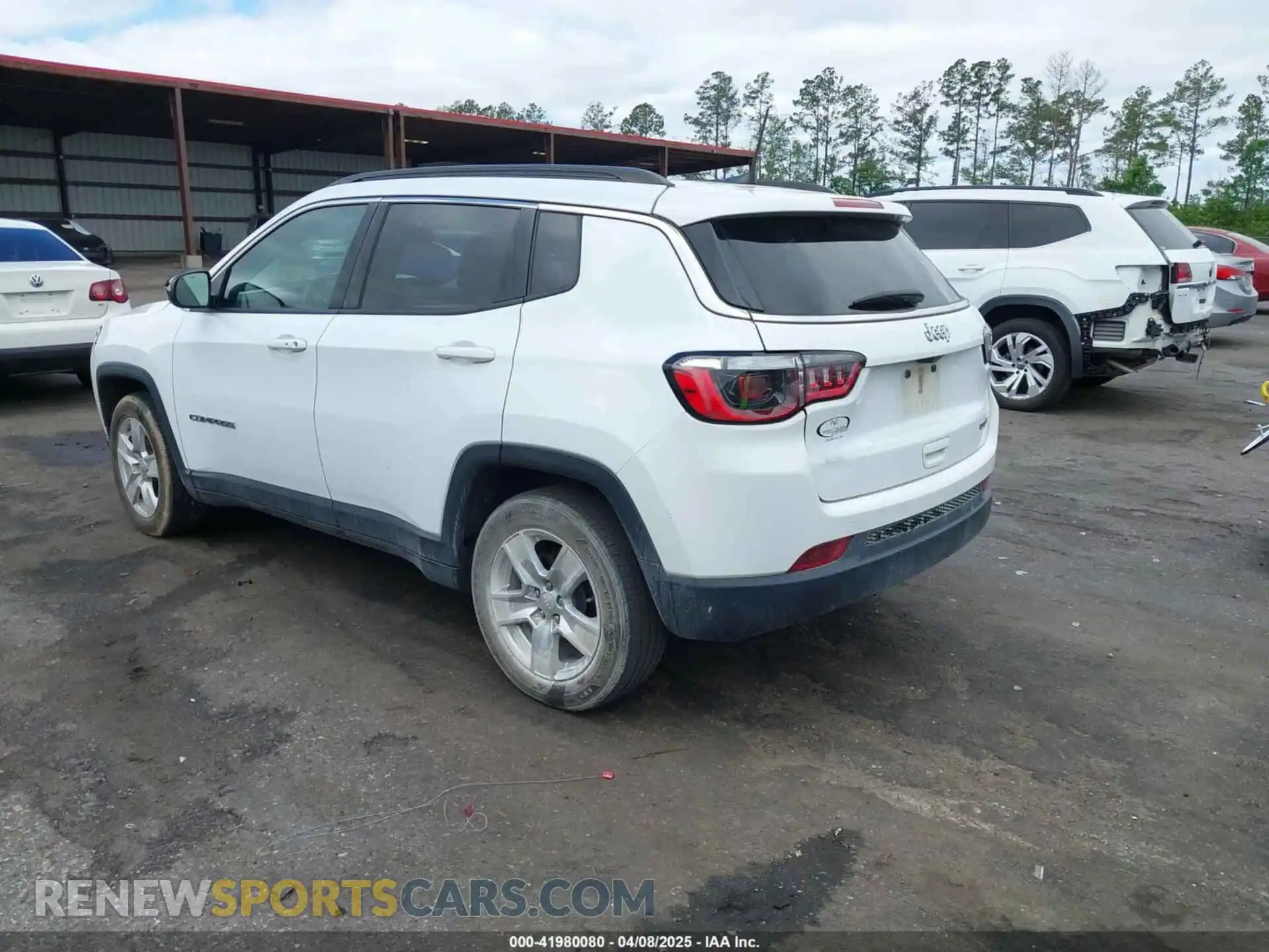 3 Photograph of a damaged car 3C4NJCBB0NT140031 JEEP COMPASS 2022