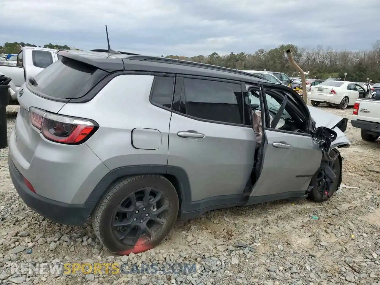 3 Фотография поврежденного автомобиля 3C4NJCBB0NT213639 JEEP COMPASS 2022