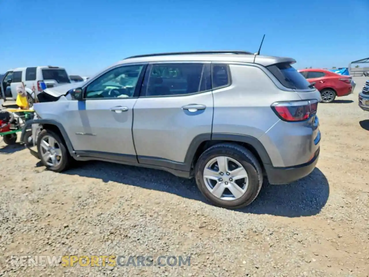 2 Photograph of a damaged car 3C4NJCBB0NT218503 JEEP COMPASS 2022