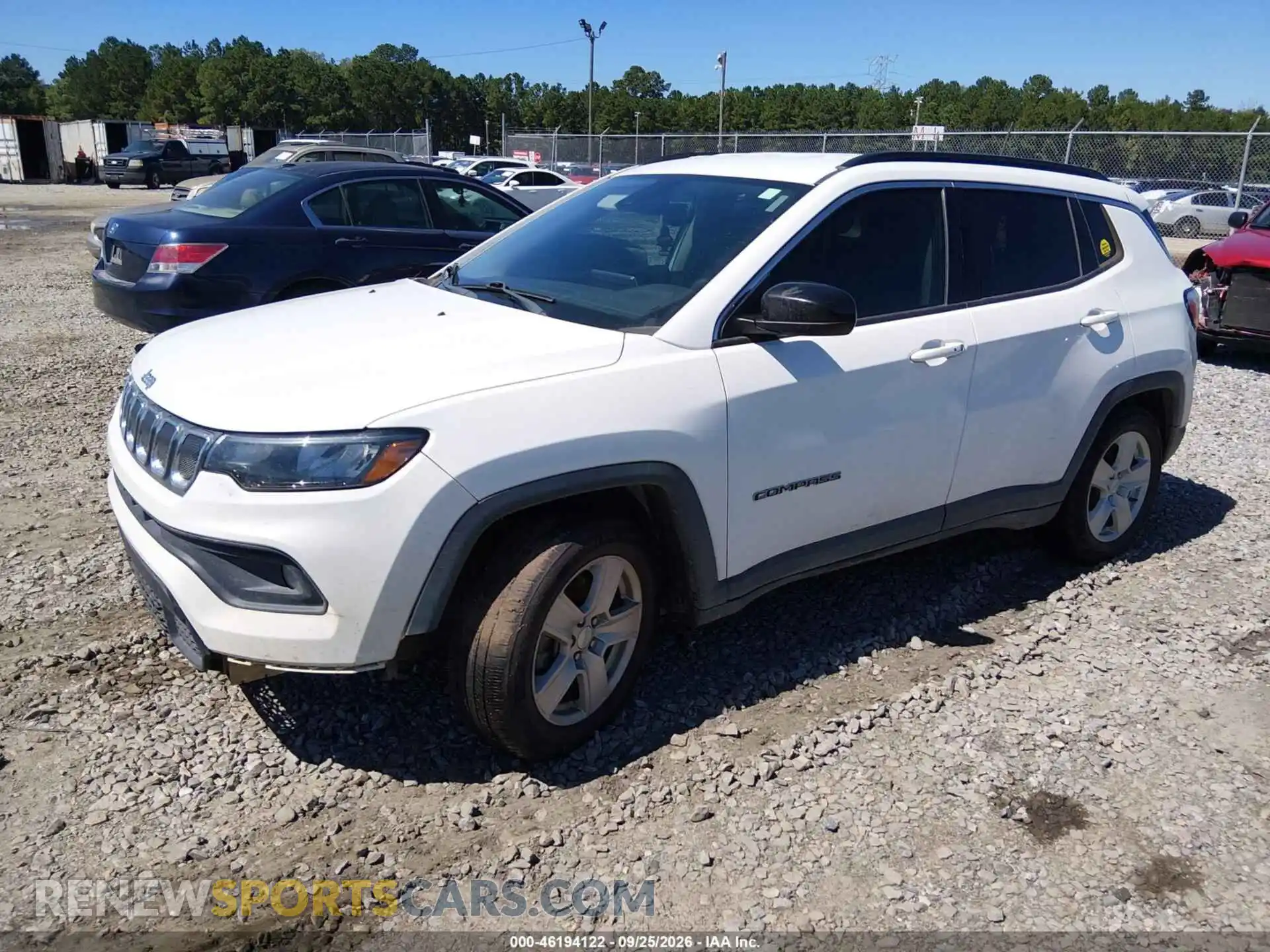 2 Photograph of a damaged car 3C4NJCBB0NT225712 JEEP COMPASS 2022