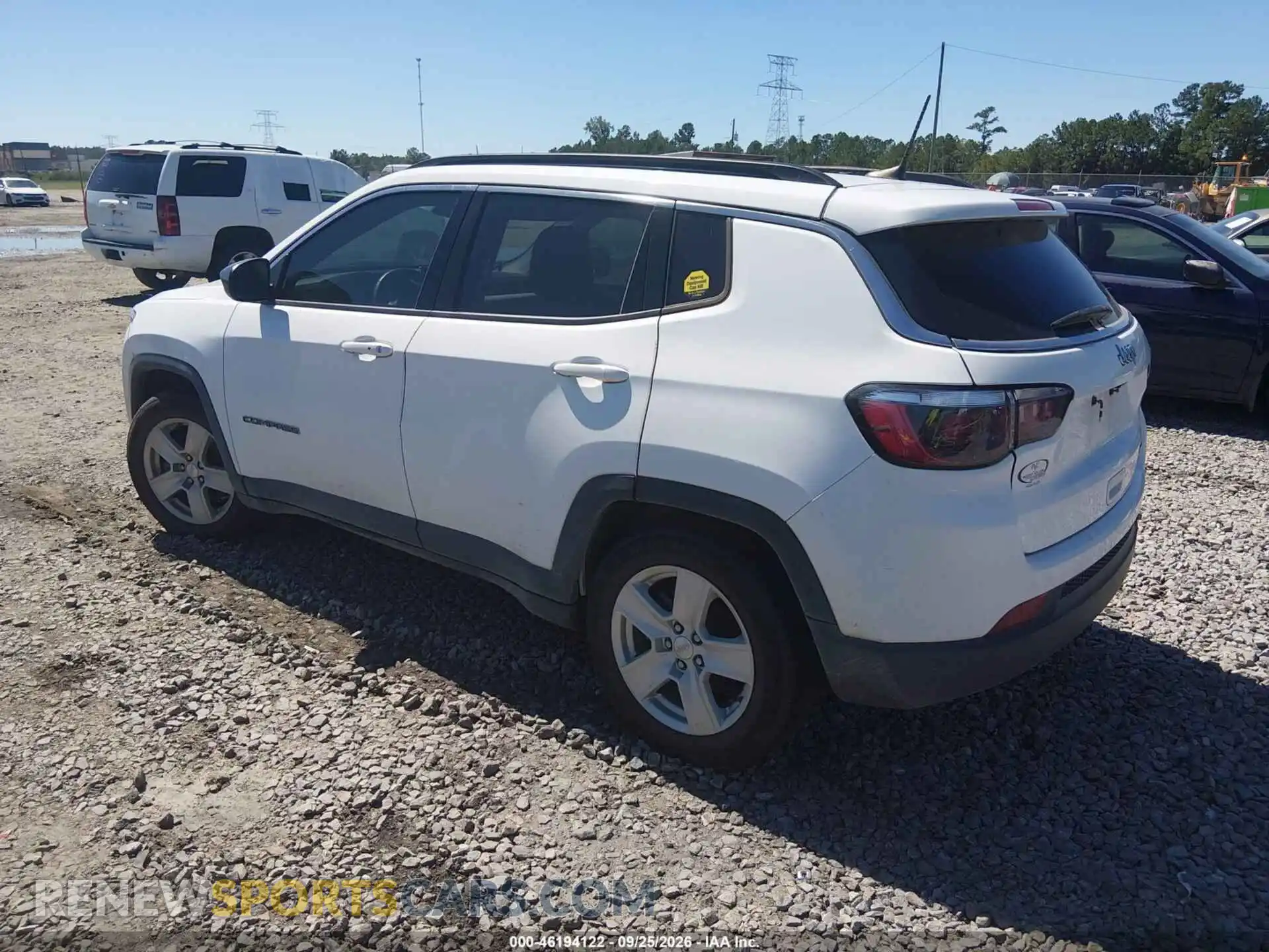 3 Photograph of a damaged car 3C4NJCBB0NT225712 JEEP COMPASS 2022