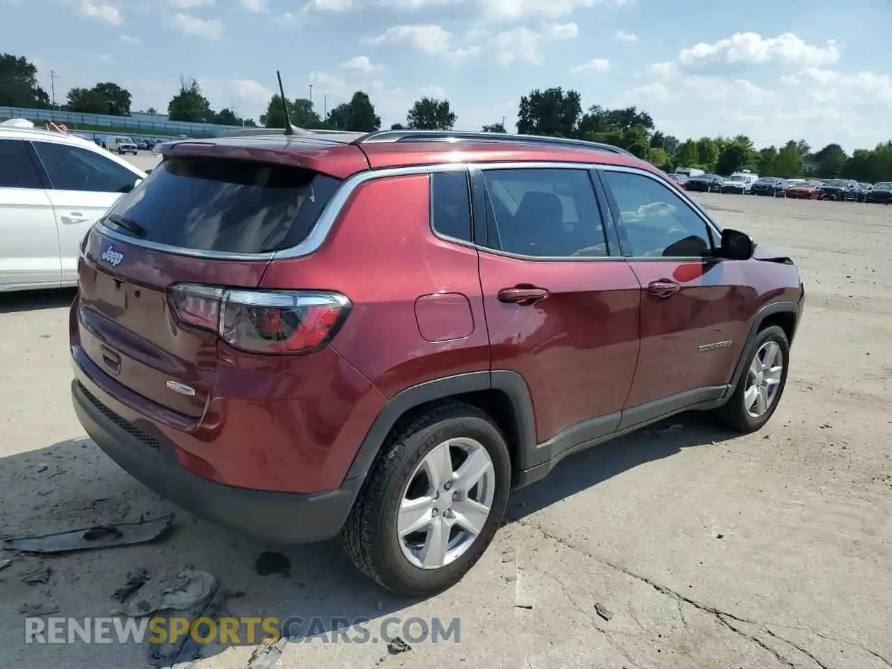 3 Photograph of a damaged car 3C4NJCBB1NT140152 JEEP COMPASS 2022