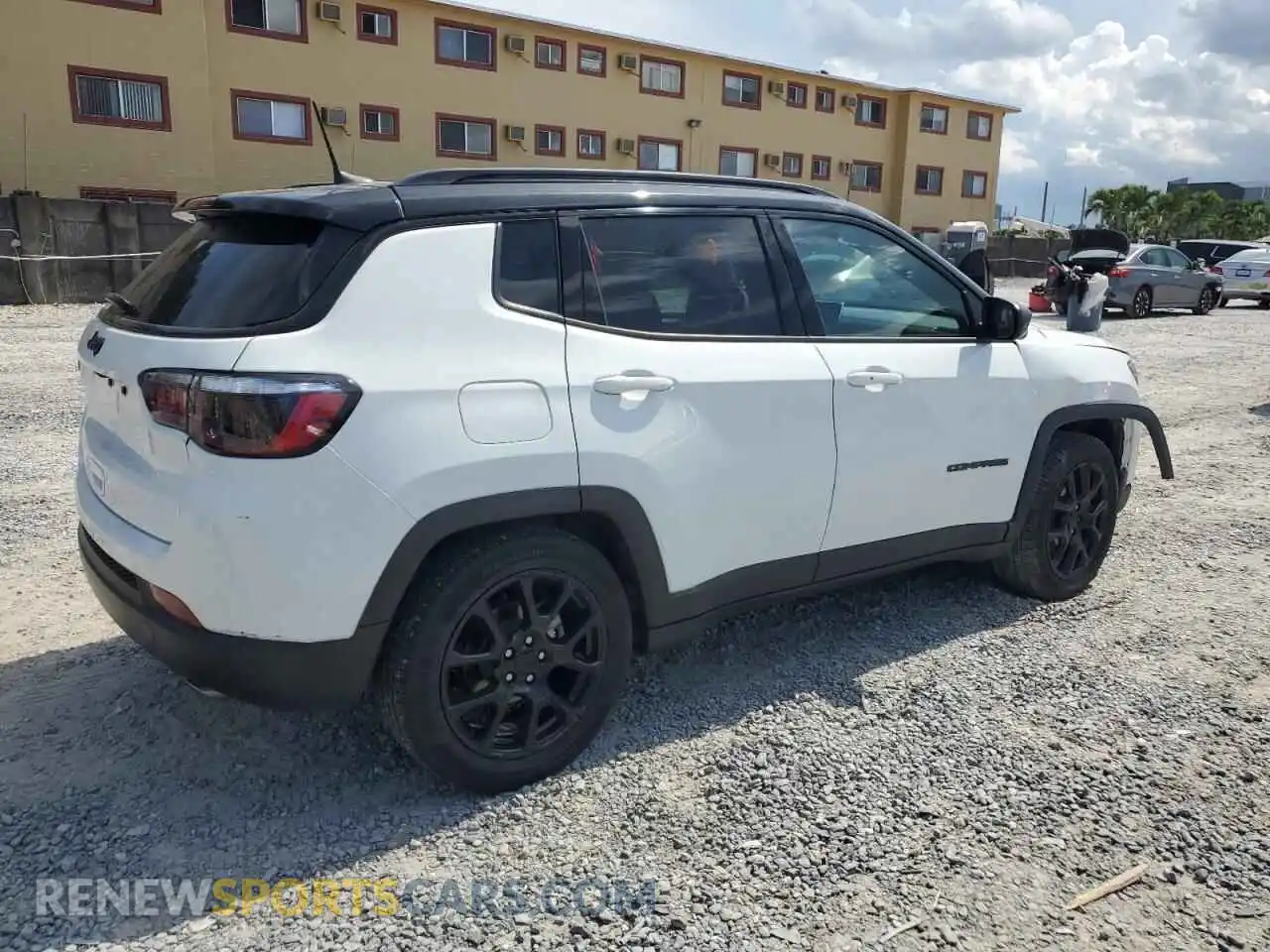 3 Photograph of a damaged car 3C4NJCBB1NT210863 JEEP COMPASS 2022