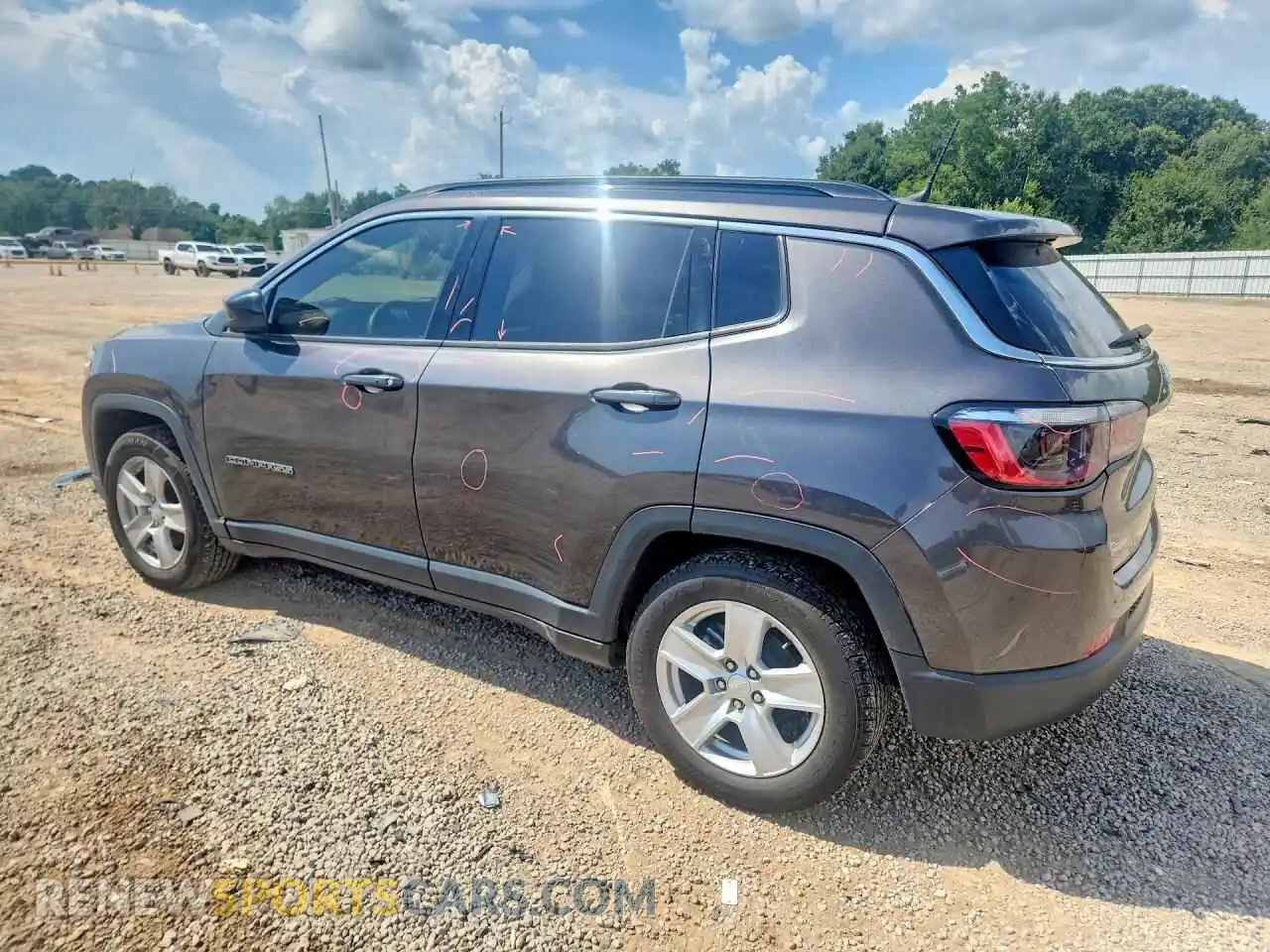 2 Photograph of a damaged car 3C4NJCBB1NT235049 JEEP COMPASS 2022