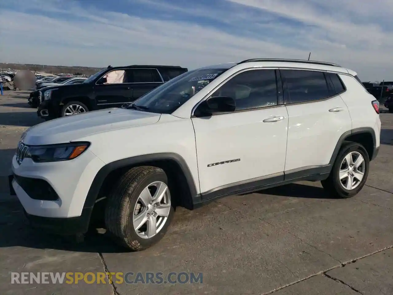1 Photograph of a damaged car 3C4NJCBB3NT205261 JEEP COMPASS 2022