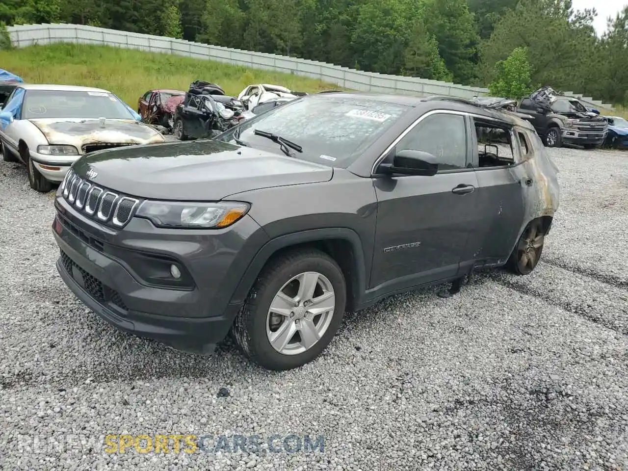 1 Photograph of a damaged car 3C4NJCBB3NT234744 JEEP COMPASS 2022
