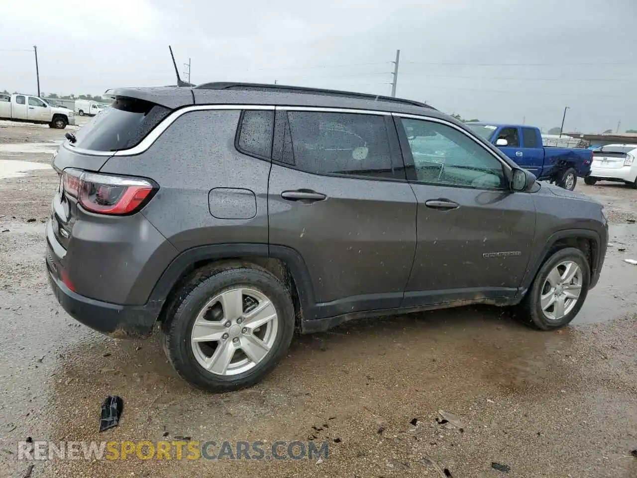 3 Photograph of a damaged car 3C4NJCBB4NT174893 JEEP COMPASS 2022