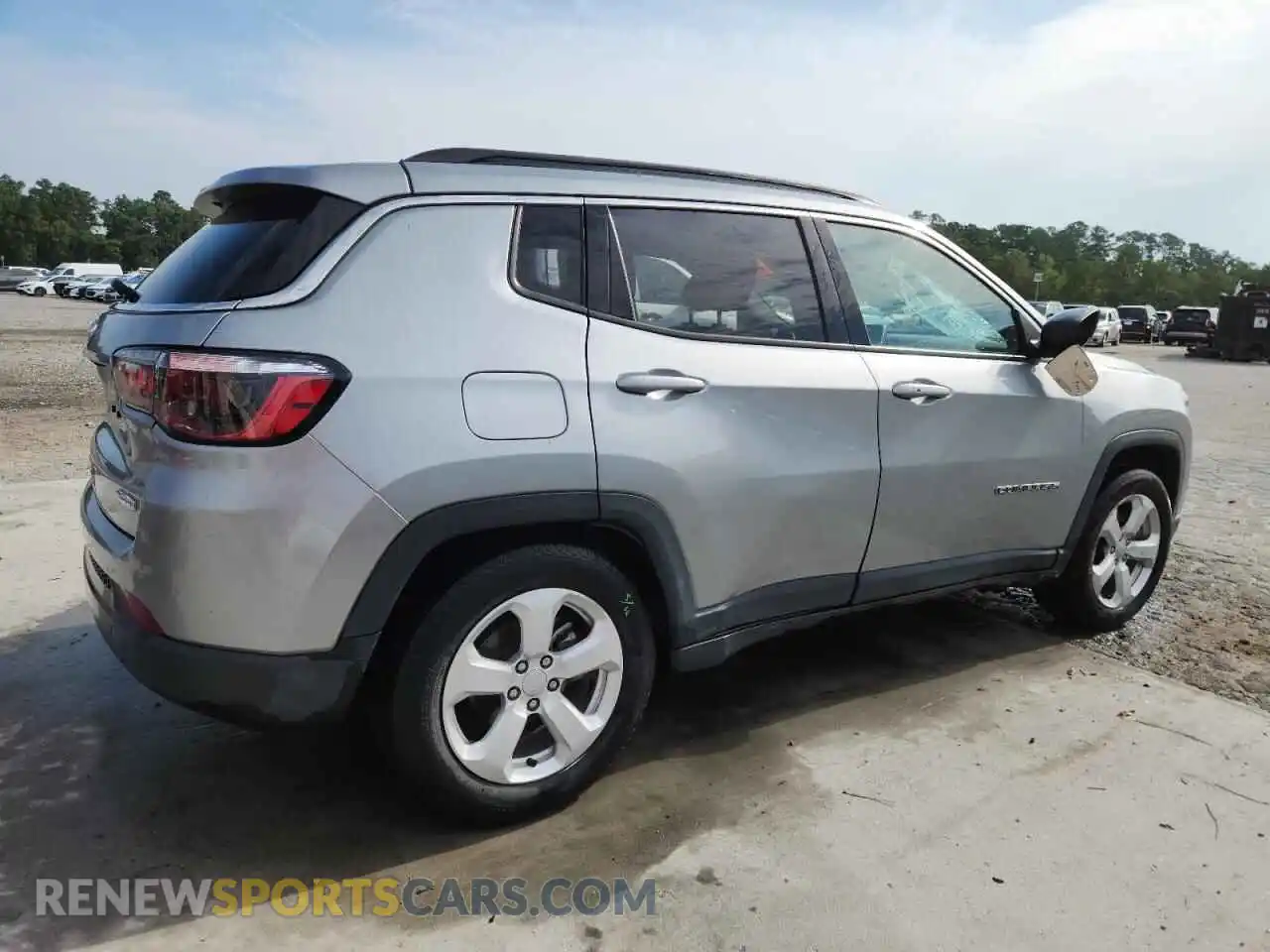 3 Photograph of a damaged car 3C4NJCBB4NT177809 JEEP COMPASS 2022