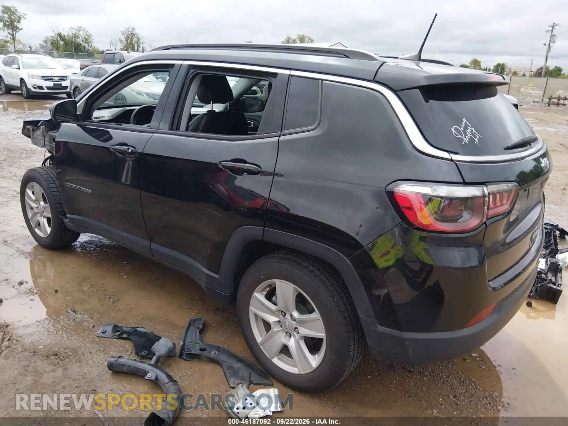 3 Photograph of a damaged car 3C4NJCBB4NT205303 JEEP COMPASS 2022