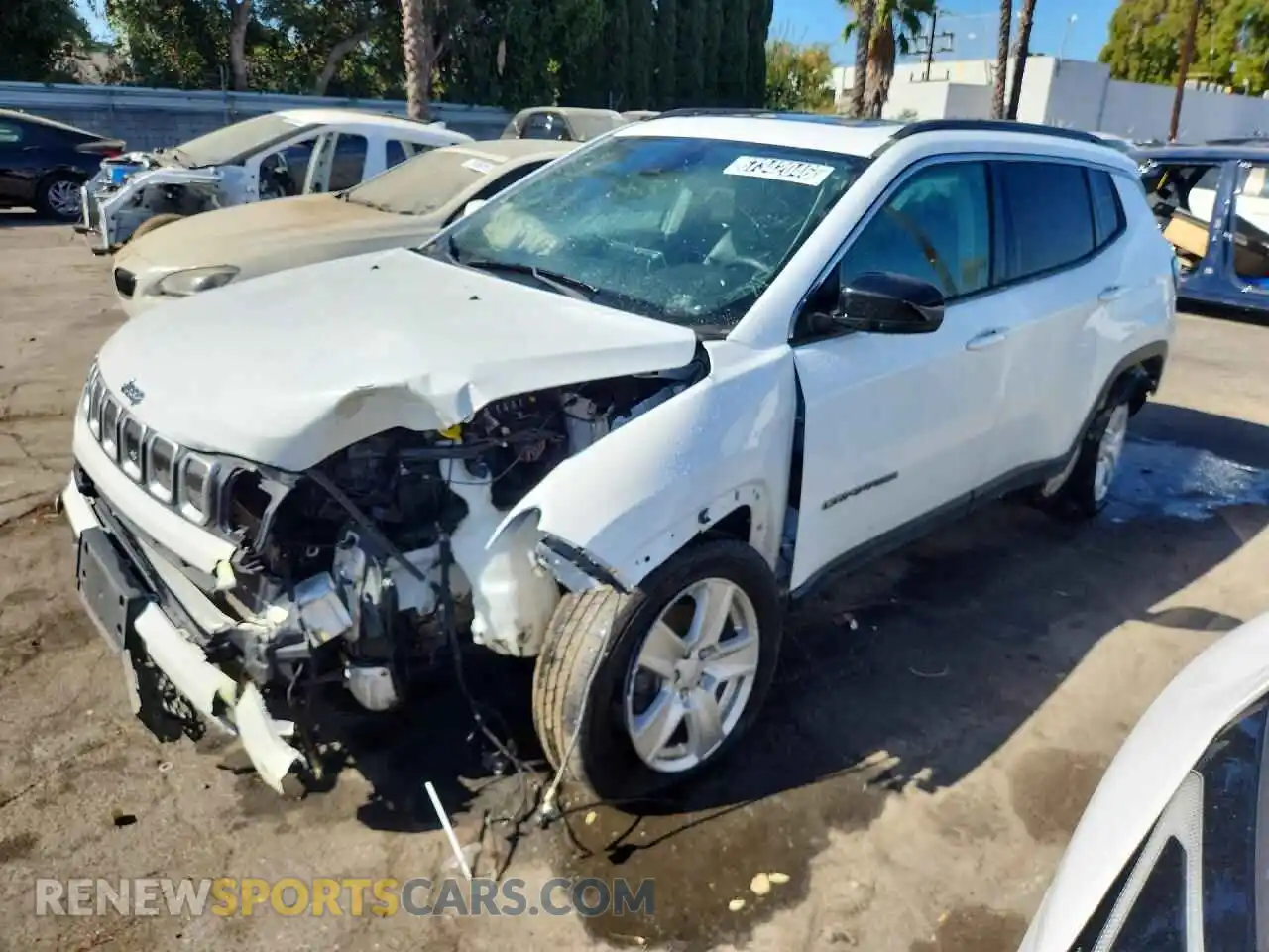1 Photograph of a damaged car 3C4NJCBB5NT166334 JEEP COMPASS 2022